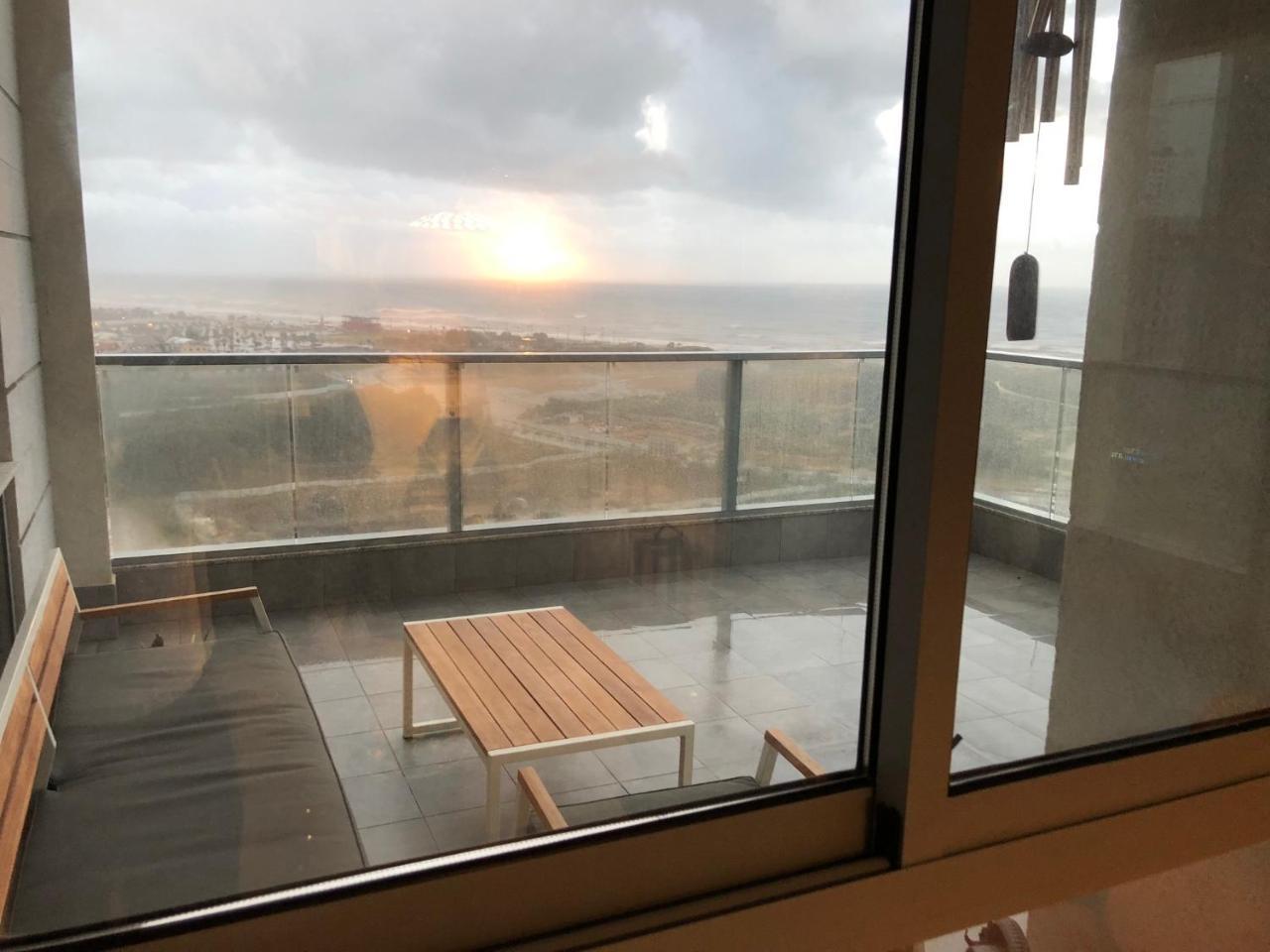 Amazing Sea View, Steps To Beach, Near Tel-Aviv บัตยัม ภายนอก รูปภาพ